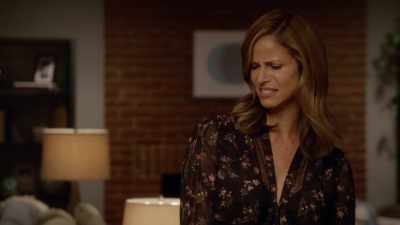 - I don't love how sexily - I'm Sorry