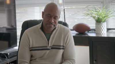 I DON'T LOVE STEPHANIE, DAD. - A Christmas for Mary