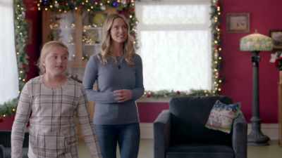 I don't mean to criticize
your father's handiwork, - Jingle Bell Princess