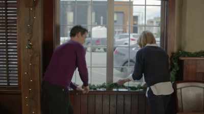 I don't need a fancy watch. - Meeting Mr. Christmas