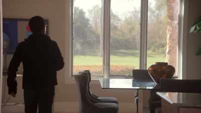 I don't need a smoothie.
I-I need to work on my presentation. - Leverage: Redemption