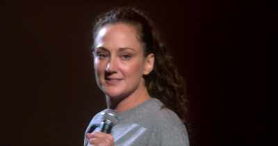 ♪ I don't need no, oh-oh-oh-oh ♪ - Jacqueline Novak: Get on Your Knees