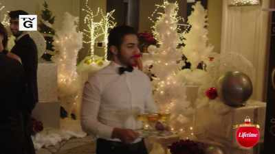 ♪ I don't need no presents - Christmas Unwrapped