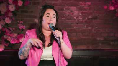 I don't need these little robot keys,
but whatever. - Liza Treyger: Night Owl