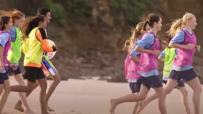 - I don't really like swimming.  - Back of the Net
