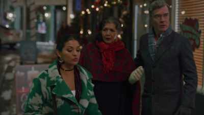I... don't-- - Friends & Family Christmas