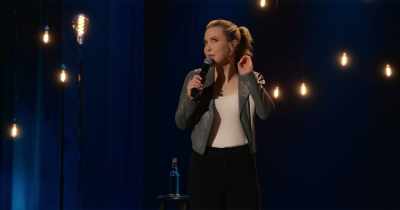 I don't say it like that, I say like, - Taylor Tomlinson: Look at You