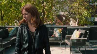 I don't see anything here
that looks like a lead. - The Spencer Sisters