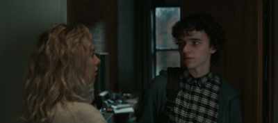 - I don't speak Spanish, either.
- (chuckles) - The Son