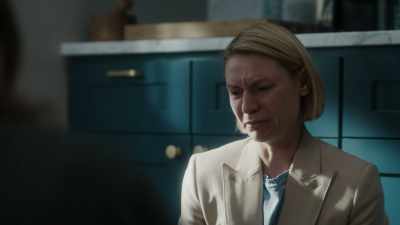 I don't think I-I can make you
coffee right now. - Fleishman Is in Trouble