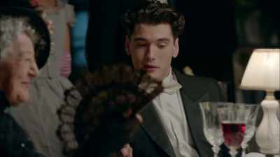 I don't think I've ever seen
anything so beautiful. - Grand Hotel