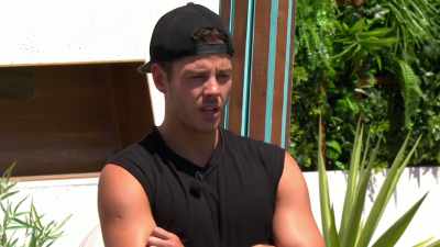 I don't think she realizes - Love Island