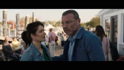- I don't think so.
- Oh, my God. No one's told her about that? - The Perfect Couple