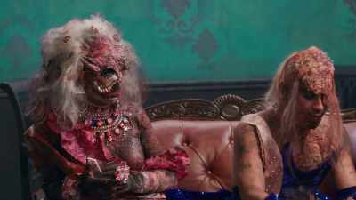 - I don't think that, - The Boulet Brothers' Dragula: Titans