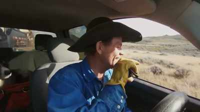  I DON'T THINK WE WANT
 ANY MORE TIP THAN THAT, EVER. - Dino Hunters