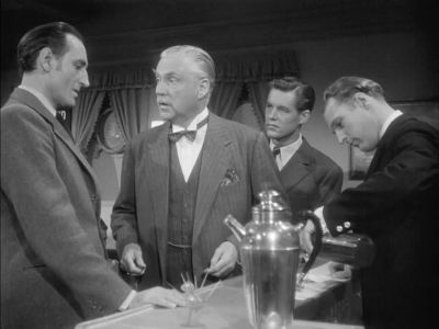 I don't understand it Holmes - Pursuit to Algiers