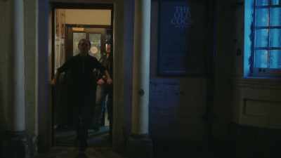 I don't understand what's going on.
Look, hey, - Ackley Bridge