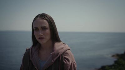 - I don't understand.
Why didn't they help me? - The Sinner