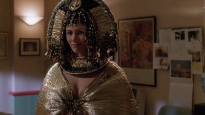 I don't wanna harm you. - Charmed