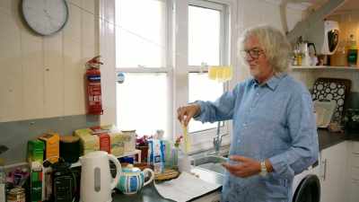 I don't wanna have to pick pieces - James May and the Dull Men