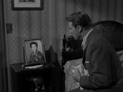 I don't wanna sell the house. - The Twilight Zone