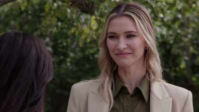 I don't wanna worry him. I'm-- - Look Who's Stalking