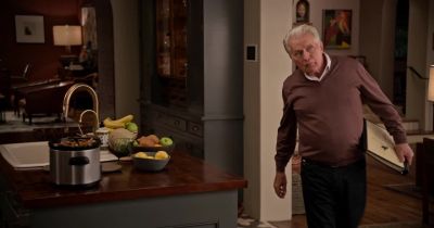 I don't want any problems. - Grace and Frankie