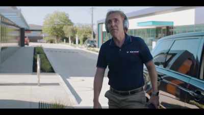 I don't want to leave a message
for Alex Baker, - Back in Very Small Business