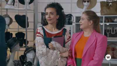 I don't work here, - Romance in Style