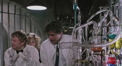 I don't work with lightning I hate it - Transylvania 6 5000