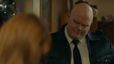 - I doubt it.
- Well, I'll ask around. - Christmas Jars