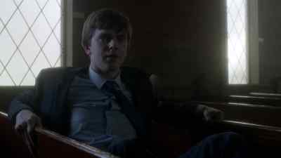 [dramatic music] - Bates Motel