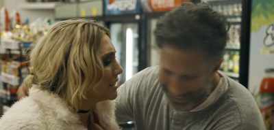 - I dropped it I don't know!
- Take it! It's all I have! - Hollywould