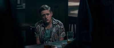 I dunno, um... I'd quite
like to leave, actually. - Avengement