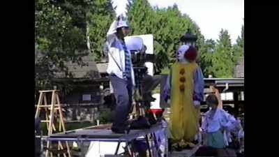 I
Encouraged him to be really big, - Pennywise: The Story of IT