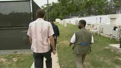I ended up going back
to his house, - Louis Theroux: Life on the Edge