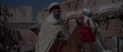 I expect gold and rifles for his head - The Wind and the Lion