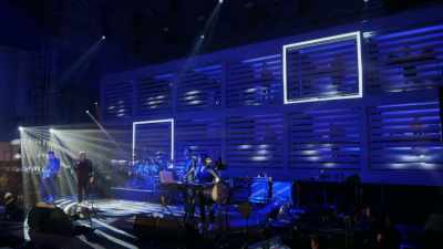 ♪ I feel fine and I feel good ♪ - New Order: Decades