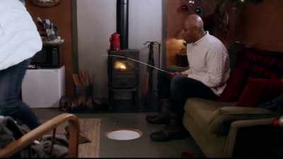 I feel like I wanna do
something for Alice. - Christmas Everlasting