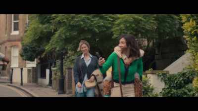 - I feel like Julie Andrews!
- [Phone beeps] - Bridget Jones: Mad About the Boy