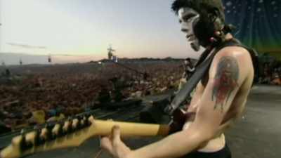 ♪ I feel like shit ♪ - Woodstock 99: Peace Love and Rage