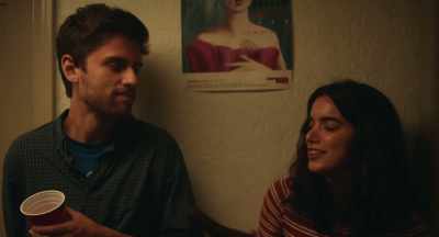 - I feel like,
that it's just like, too dinky - Shithouse