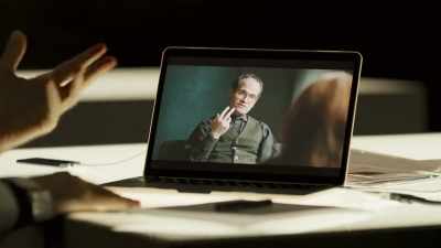 I find it as like a interesting moment, - Inside the Mind of a Con Artist