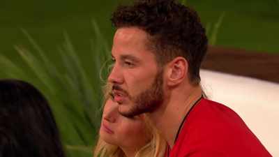I find Scott
really attractive, - Love Island