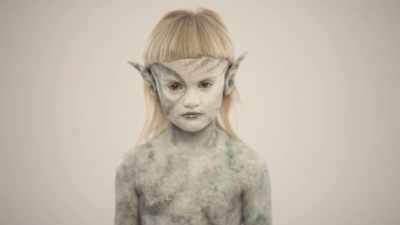 ♪ I fink you freaky and I like you a lot ♪ - ZEF - The Story of Die Antwoord