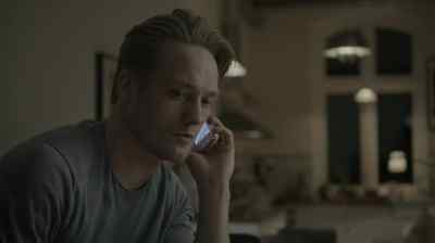 - I was fired because of you.
- What a shame. - The Bridge