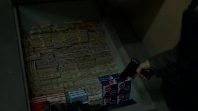 First floor clear. - Chicago P.D.
