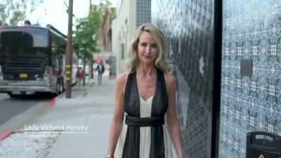 I first met Ghislaine
in the mid '90s. - Who is Ghislaine Maxwell?