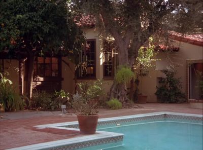 For the next few days
I was Marilyn's shadow, - Quantum Leap