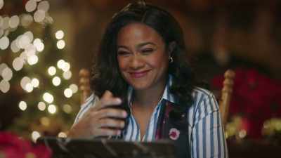  I forgot how, um... - A Picture Perfect Holiday